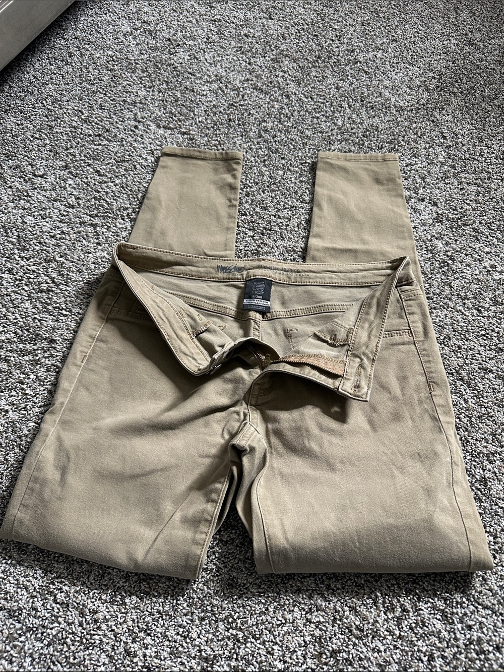 Women's Skinny Jeans in Olive Tan